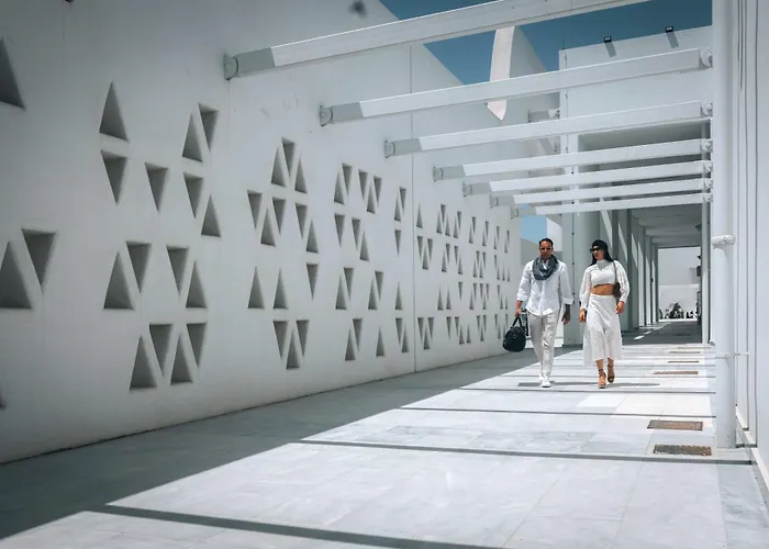 Adama Mykonos Boutique 4*