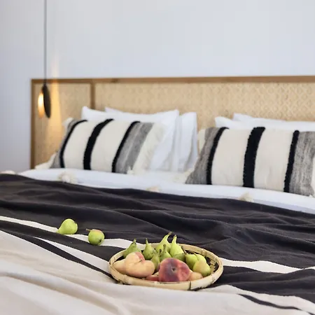 מלון Adama Mykonos Boutique 4*