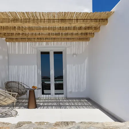 מלון Adama Mykonos Boutique 4*
