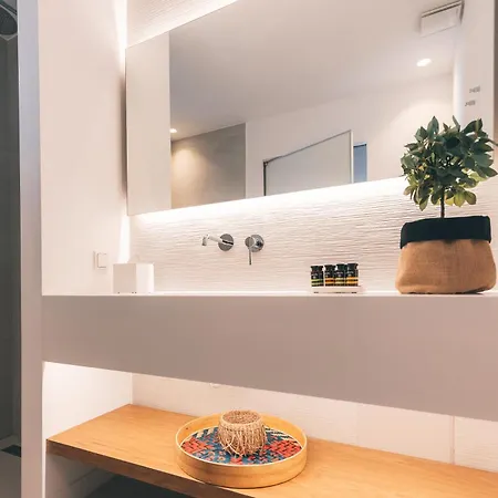 Adama Mykonos Boutique 4*