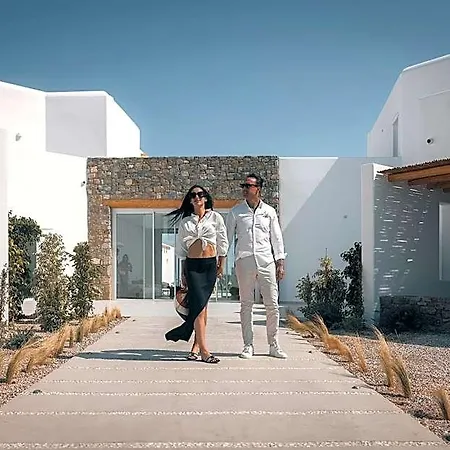 מלון Adama Mykonos Boutique 4*