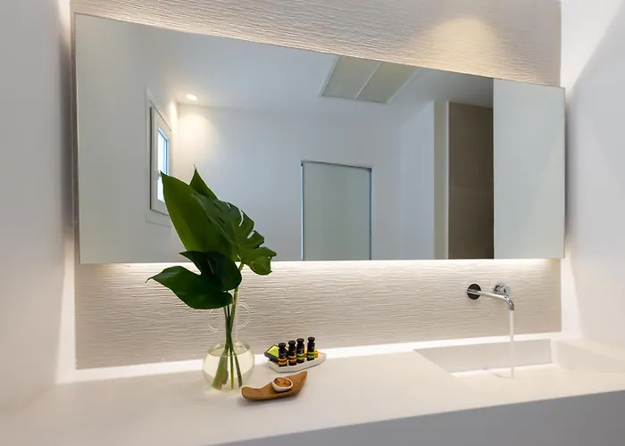 Adama Mykonos Boutique Отель 4*